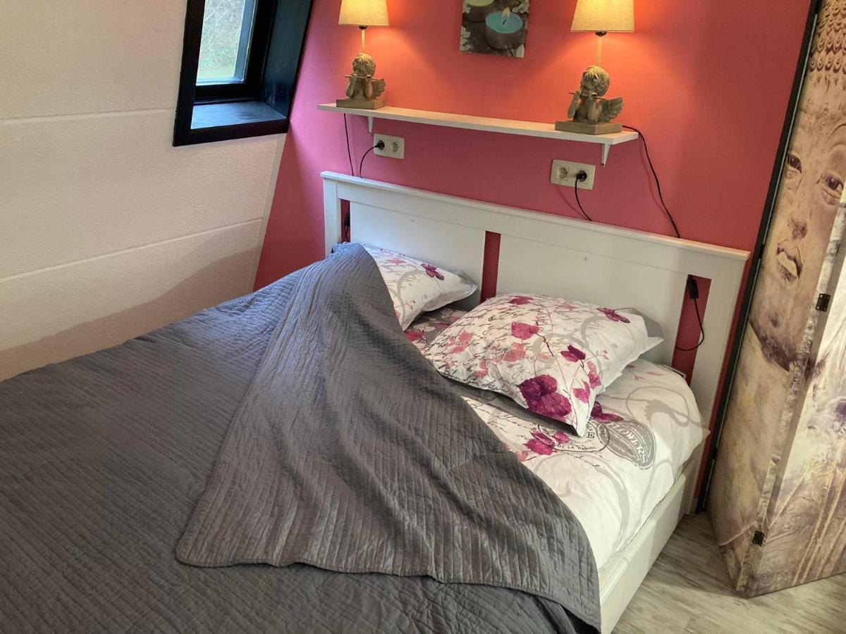 Villa Cocon Douillet Avec Chaleur Ambiante Du Poele A Pellets Hastiere-par-dela Esterno foto